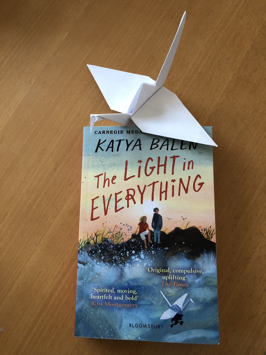 First day of the holidays and I finished this beautiful book by .@katyabalen I loved Zofia and Tom so much, they also inspired me to try an origami crane too 😊 #readingforpleasure #holidayread