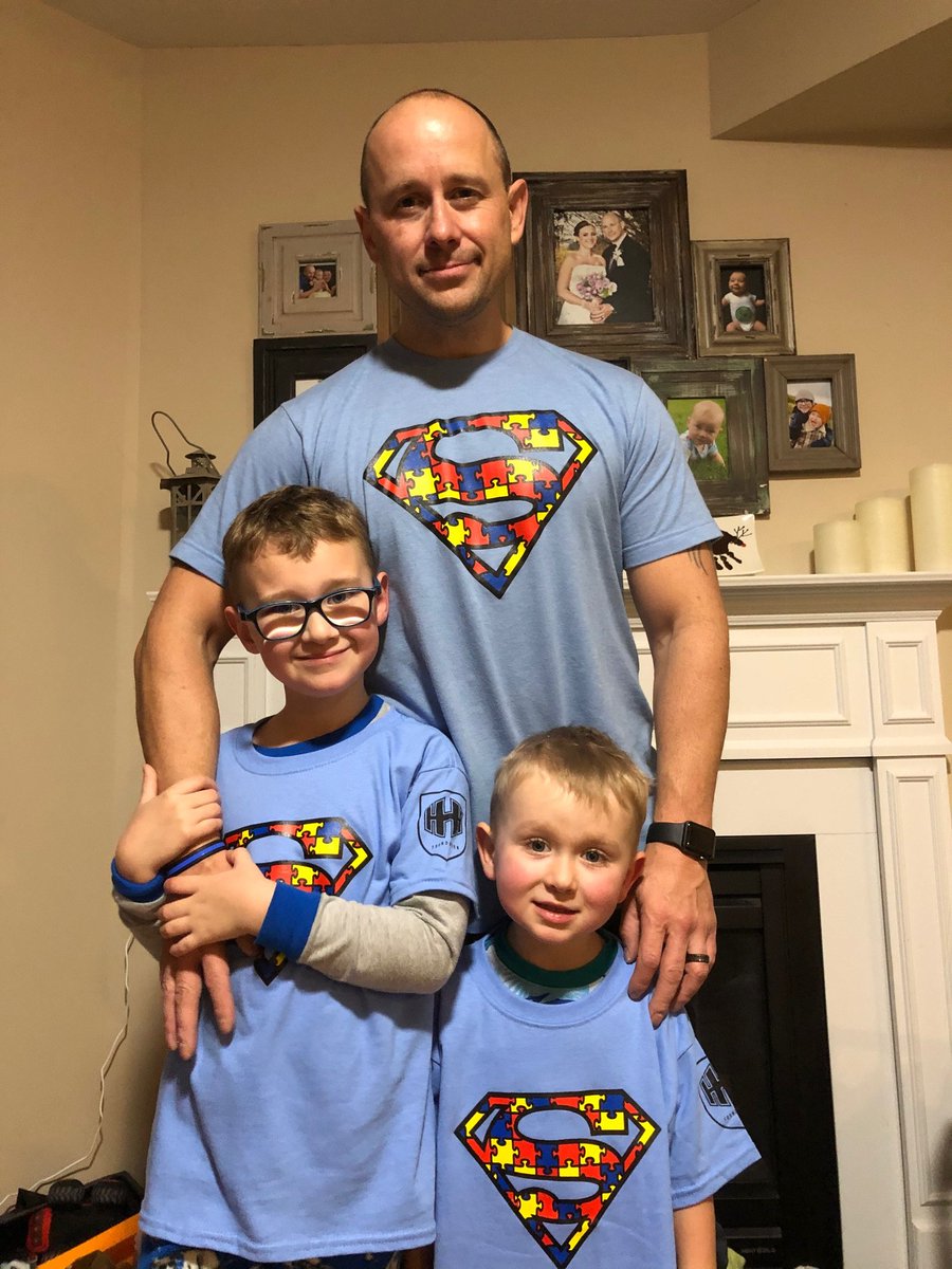 YRPAca's tweet photo. Last last 2 years, YRPA member Cst McEachern &amp; fellow members have put their bodies to the test with the goal raising 💲 and awareness for autism. Its happening again on April 15, with funds supporting @KerrysPlace and @SOOntario. Sign up &amp; support ➡️ https://t.co/x8jAOZqj2f https://t.co/keqhhVcLX8