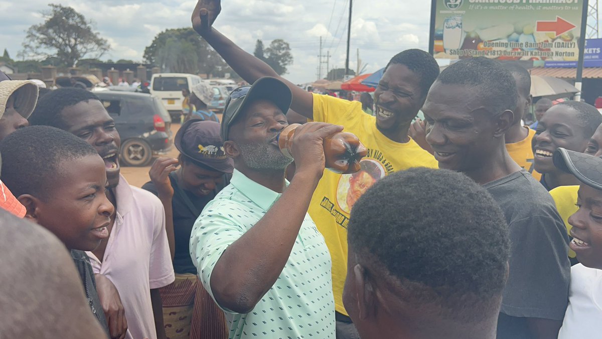TembaMliswa's tweet photo. Siya Guka, Siya Mutoriro, Masese inwa hako! https://t.co/N93Pbkzw2o