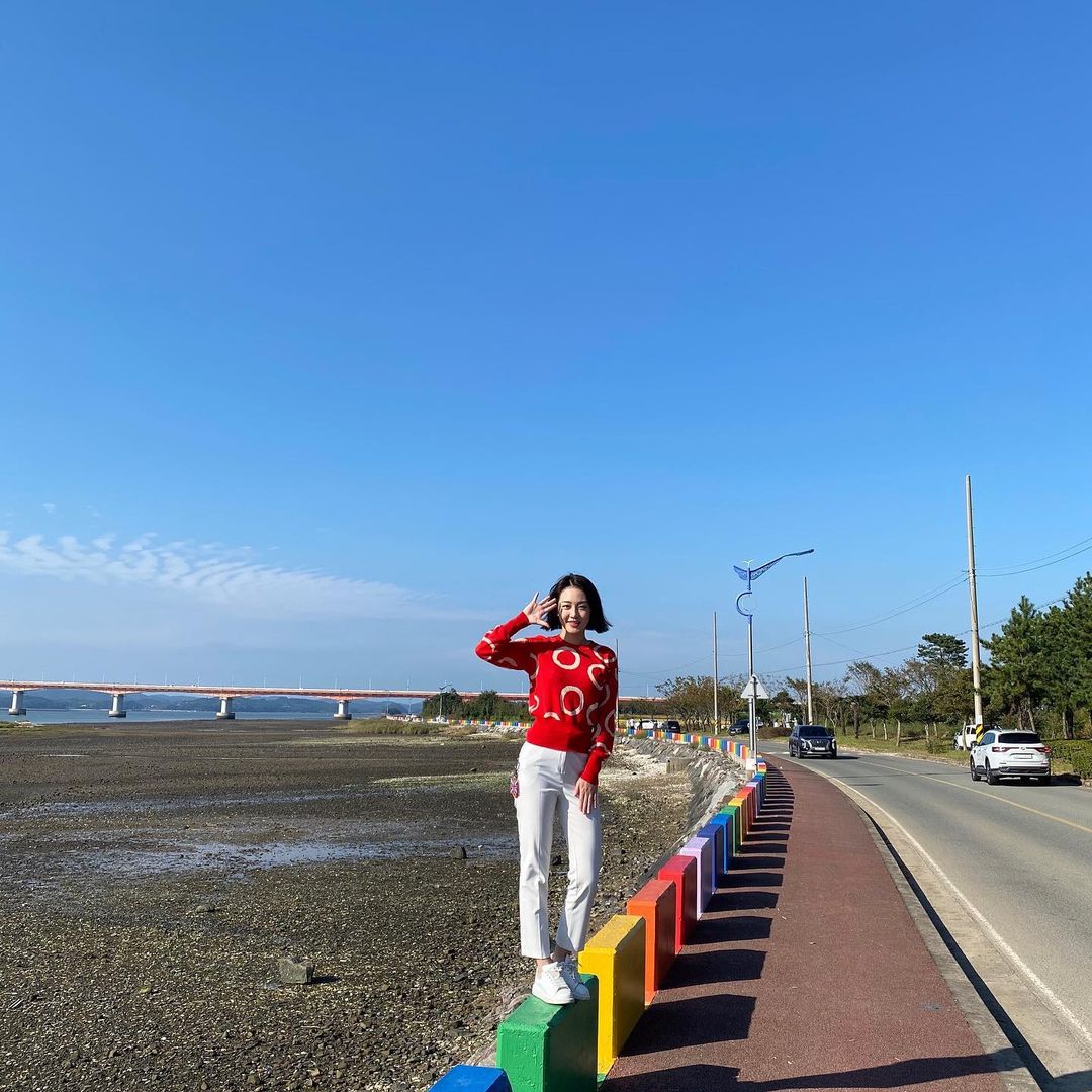 Lily415Lee's tweet photo. This is a good weather for going out and playing🥰🥰#goodweather #play https://t.co/AlQrVcqDYa