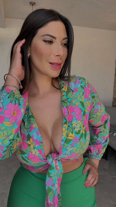 Ya #sabado y toca #live en #onlyfans #azucaralejandra s&iacute;ganme &hellip; https://t.co/2ciXaDaxCD<a href="/tag/sabado"class="tags">#sabado</a><a href="/tag/live"class="tags">#live</a><a href="/tag/onlyfans"class="tags">#onlyfans</a><a href="/tag/azucaralejandra"class="tags">#azucaralejandra</a>