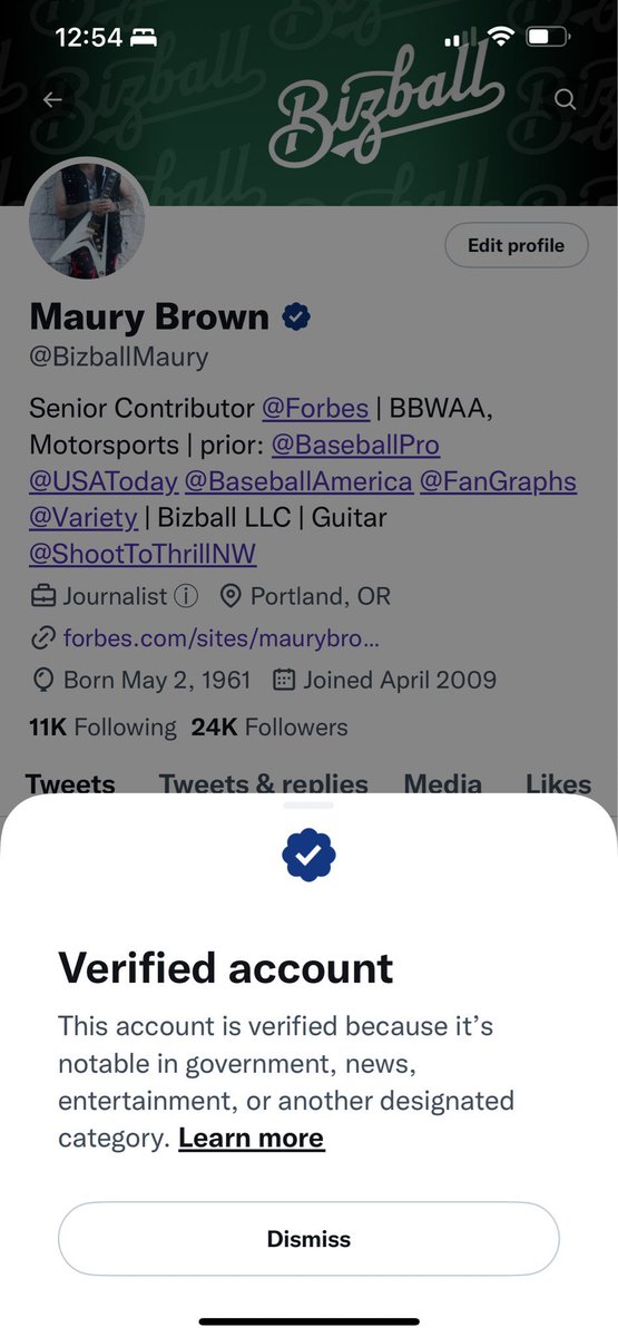 BizballMaury's tweet photo. Pinning this just in case. #LegacyBlueCheckmark #TheRealMe https://t.co/ZGFy8y74dF