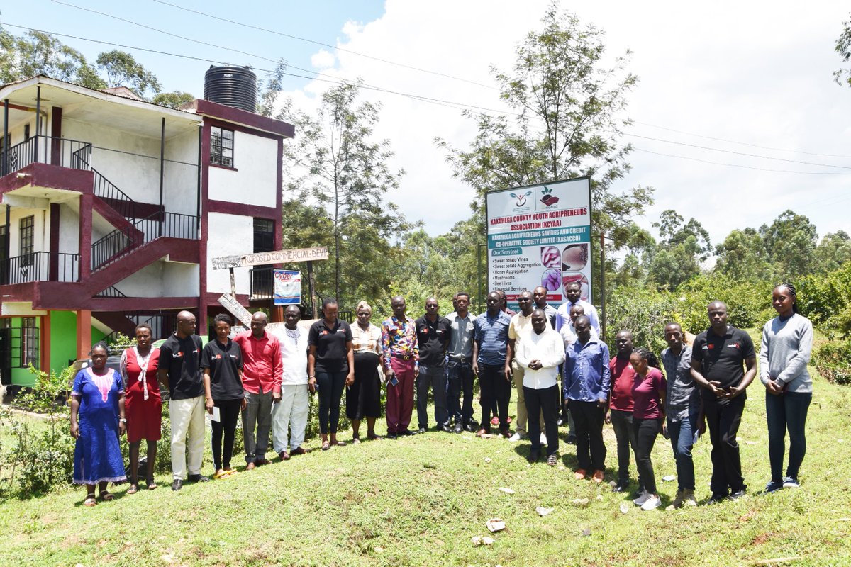 CordaidRwanda's tweet photo. The Rwandan team was privileged to interact with @County037 &amp; #Lugari sub-county officials, @ADSWesternR @KakamegaA, #Bendela youth group &amp; other @CordaidKenya partners. A fantastic job is being done to improve Western rural livelihoods and promote youth engagement in agric. End! https://t.co/FBUwzLLVEF