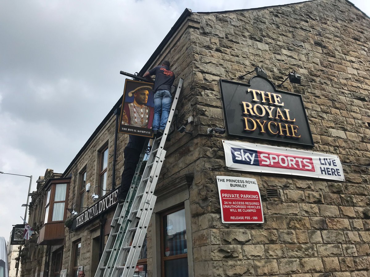 Well it’s official, you guys asked and we delivered!

Introducing The Royal Kompany 🤩 what a phenomenal season it’s been so far, VK has worked wonders and we cannot wait to be back in the Premier League.

Who’s joining us from 12pm today for a pint in The Royal Kompany? 😏 🍻