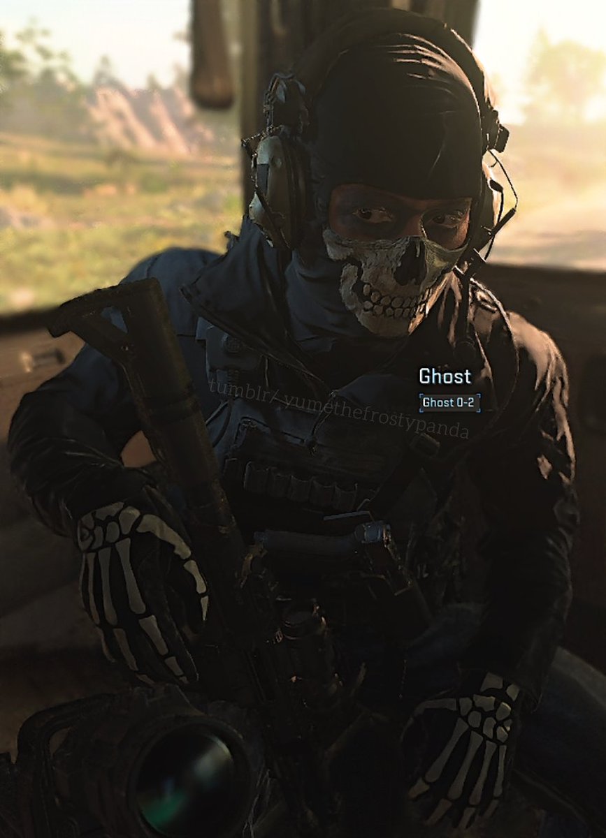 Simon "Ghost" Riley
#MWII #MW2 
His blond-ish lashes peeking through :3 (also, brown eyes gangg)