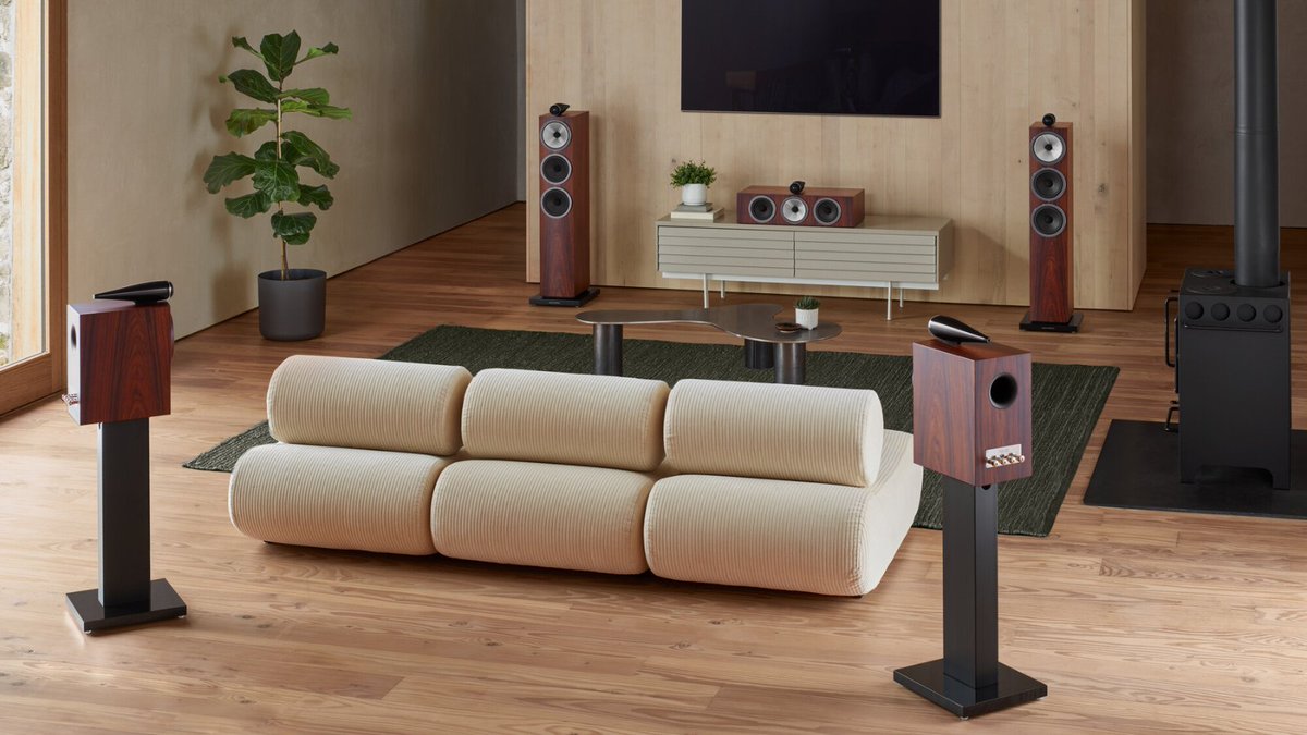 BowersWilkins's tweet photo. The HTM71 S3 now features Tweeter-on-Top technology, ensuring perfect integration with similarly equipped 700 Series models in a surround sound system.
#bowerswilkins #StudioSoundComesHome https://t.co/drmr24BFlr