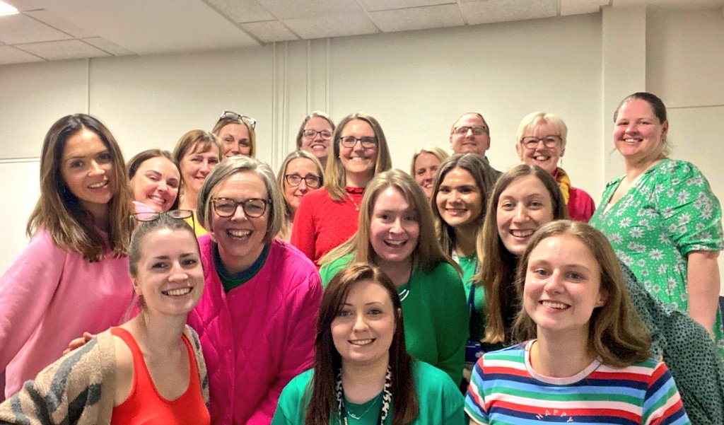 Bright colours to show our support for #AutismAcceptanceWeek 🤩🌈🌟
❤️🩷🧡💛💚💙🩵💜❤️🩷🧡💛💚💙🩵💜 #Team #SLT #SaLT #SLCN #SEND