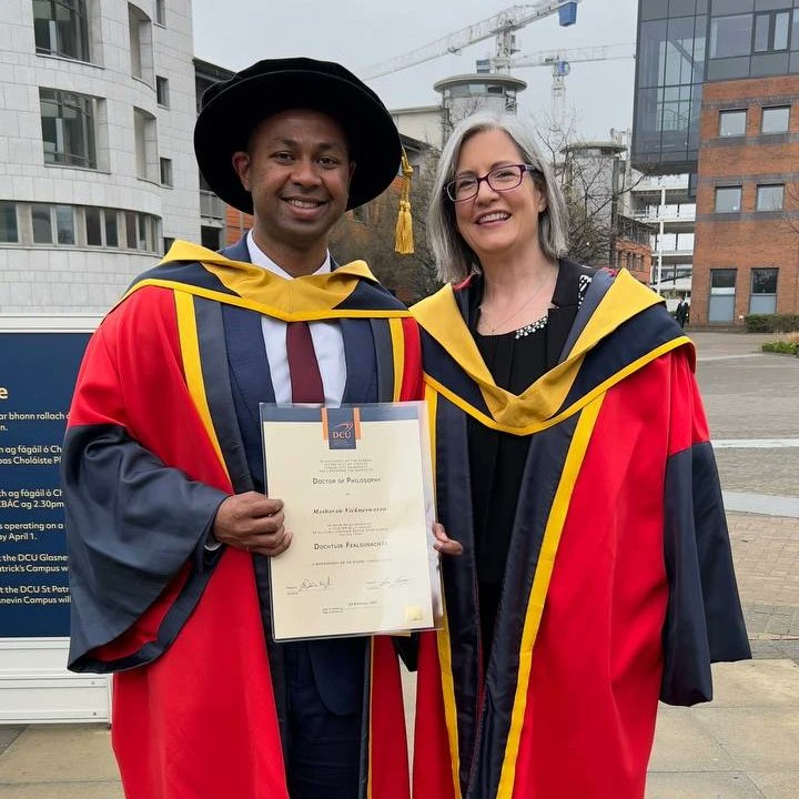 MathavanVick's tweet photo. PhDone! Yesterday was the day that I always envisioned in my mind for the past 4 years...It is very official now! 

A massive thank you to my supervisors @BlanaidWhiteDCU and @JimCarolanMU, and the @ProtectsProject team for their continuous support! 

#DCUgrad @DCUChemistry https://t.co/tCIYxpV1Bp