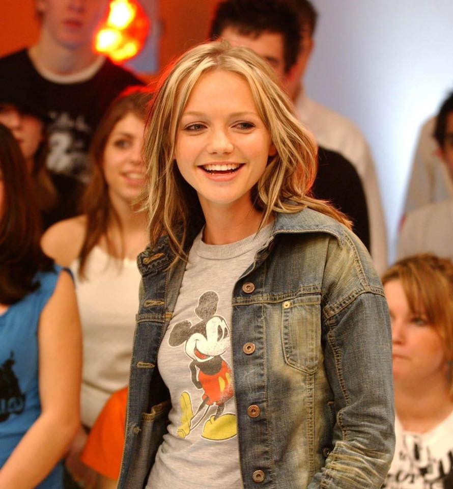 Happy Birthday to Hannah Spearritt - S Club 7
(April 1, 1981). 