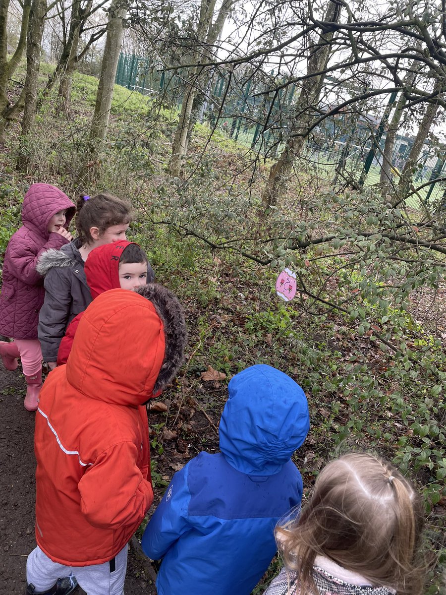 RecHiStPrimary's tweet image. Thank you to the PTA and the outdoor learning team for organising an Easter egg hunt yesterday. The rain didn’t stop us and the children had lots of fun. We enjoyed our chocolate lollies whilst watching Peter Rabbit as an end of term afternoon treat 🥰🥰 @HighStPrimary