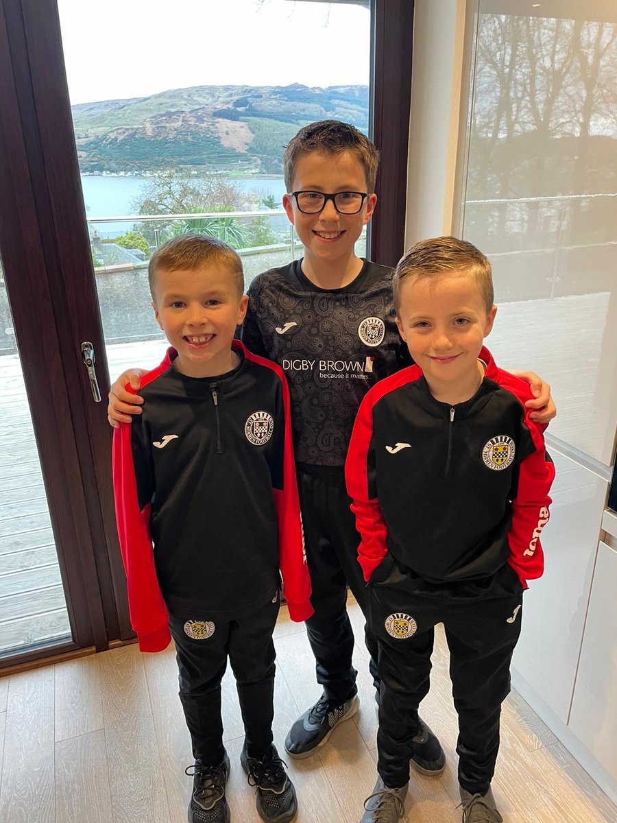 250 mile round trip ready, fingers crossed we get a win ⚪️⚫️
<a href="/saintmirrenfc/">St Mirren FC</a>