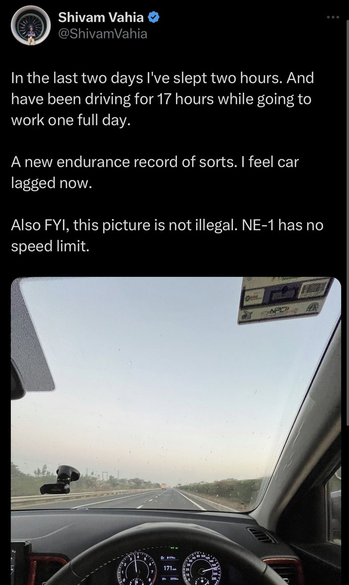 mohakmangal's tweet photo. This is why I am so scared of driving or being in a car on highways, especially in India ⚠️

It’s not my driving that I don’t trust. It’s the car next to me. 

Imagine that this person feels that it’s a flex to say that he hasn’t slept and is driving at 170 kmph. https://t.co/ynTiHrceA2