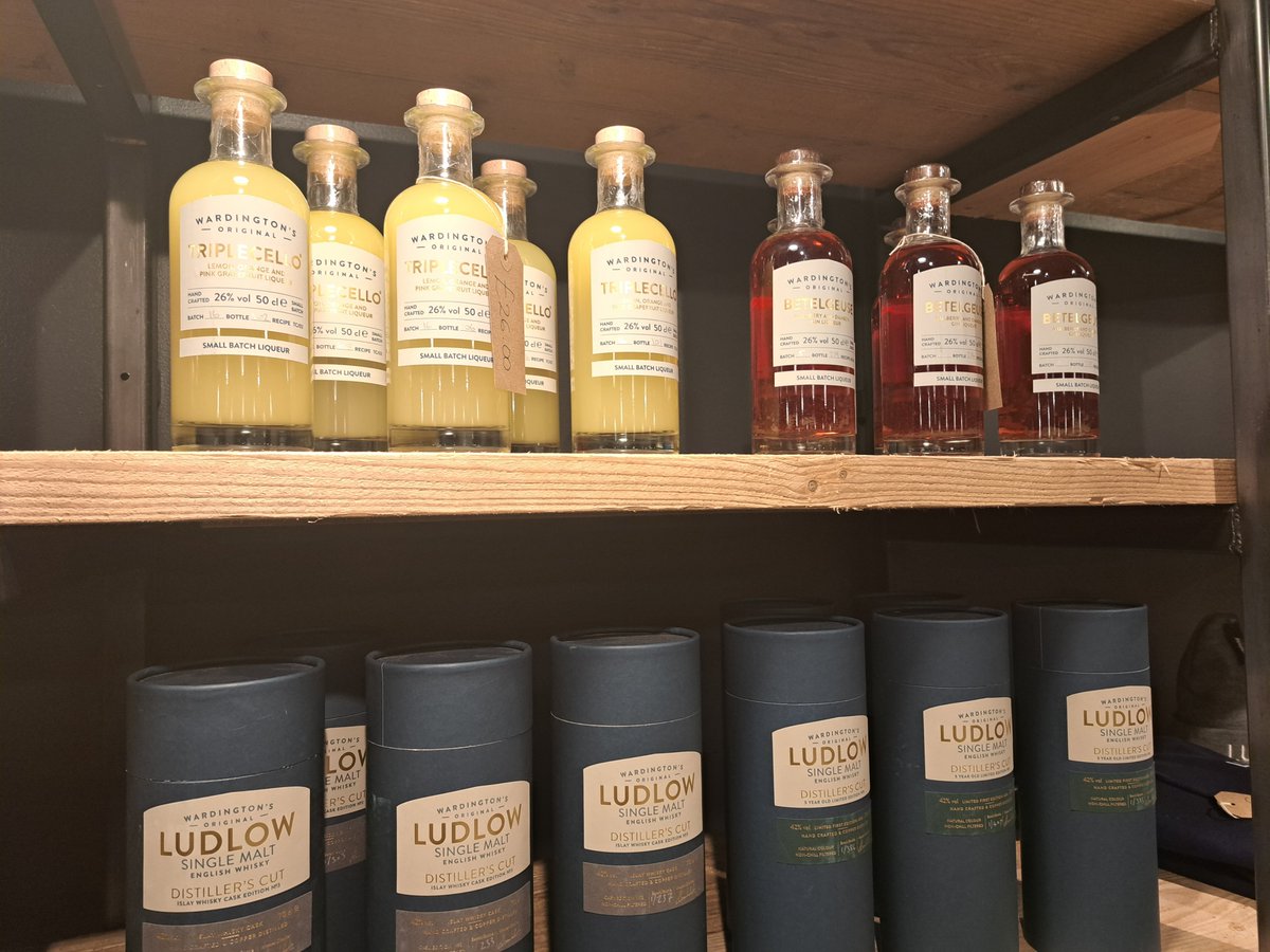 peterdyke49's tweet photo. So exciting to have a sneak preview last night of the new #LudlowDistillery shop, which is opening for the first time today! It's adjacent to @LudlowFarmshop, just on the A49 at #Bromfield. Credit to the @Ludlowdrygin team for getting this up and running so quickly https://t.co/2lFrQhZFd4