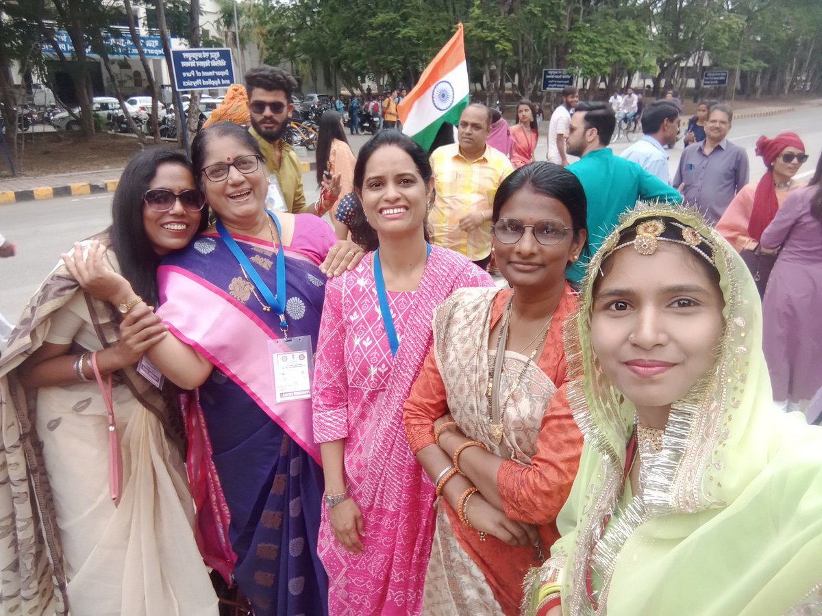 shabana886's tweet photo. राष्ट्रीय एकता शिविर (8 मार्च से 24 मार्च) 2023  गुरु घासीदास विश्वविद्यालय बिलासपुर छत्तीसगढ़ की कुछ यादगार तस्वीरों की झलकियां..
@NssrdB @nssrdbhopal @_NSSIndia @askabir_ @snehathawait1 @NssChhattisgarh @Mayank_v86 https://t.co/PvdiHJzM9n