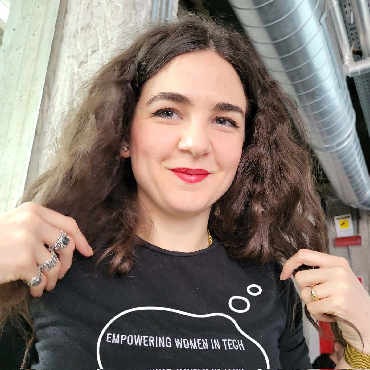 ginugiola's tweet photo. #Coding #Bootcamp 
JavaScript from scratch
#TagSession #mentor
#partnership 
@SheTechItaly @DeloitteItalia
@TalentGardenit #deloitteinclusion
#keywords #STEM 
#valore distintivo
#community
#empowerment
@EU_Social #skill
@VivMilano @laprofrinaldi @LDRaimondo @Fra7russo @paoloigna1 https://t.co/8oeQyNYUxx