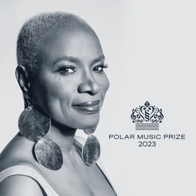 angeliquekidjo's tweet photo. #NewProfilePic https://t.co/tIQwoGV3XG