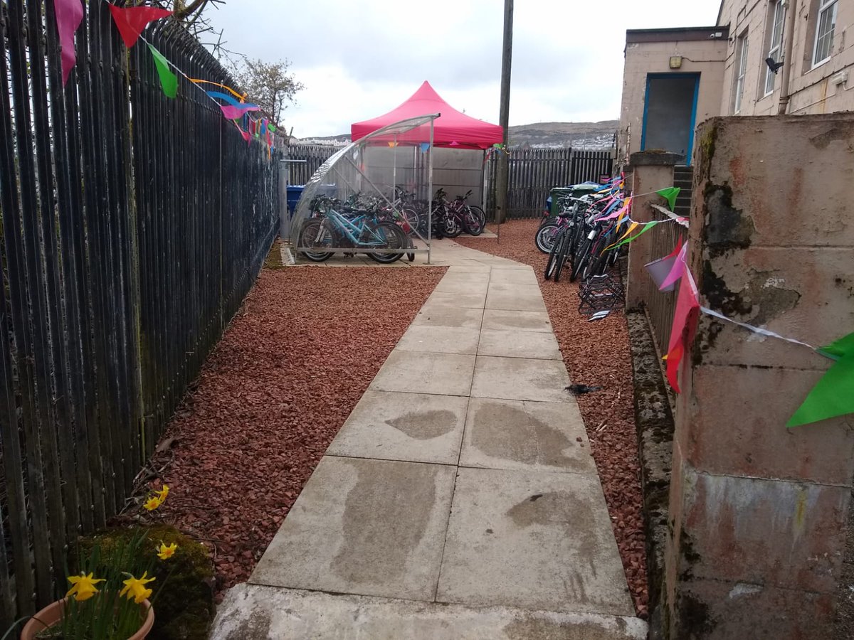 Just getting ready for The Big Bike giveaway of kids bikes to our tenants. Starts at 10 at the side of the office... 🎊 #bigbikebash <a href="/CTInverclyde/">Community Tracks</a>