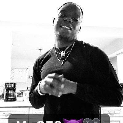 YoungPrincDixon's tweet photo. #NewProfilePic https://t.co/lvcWMFBVHx
