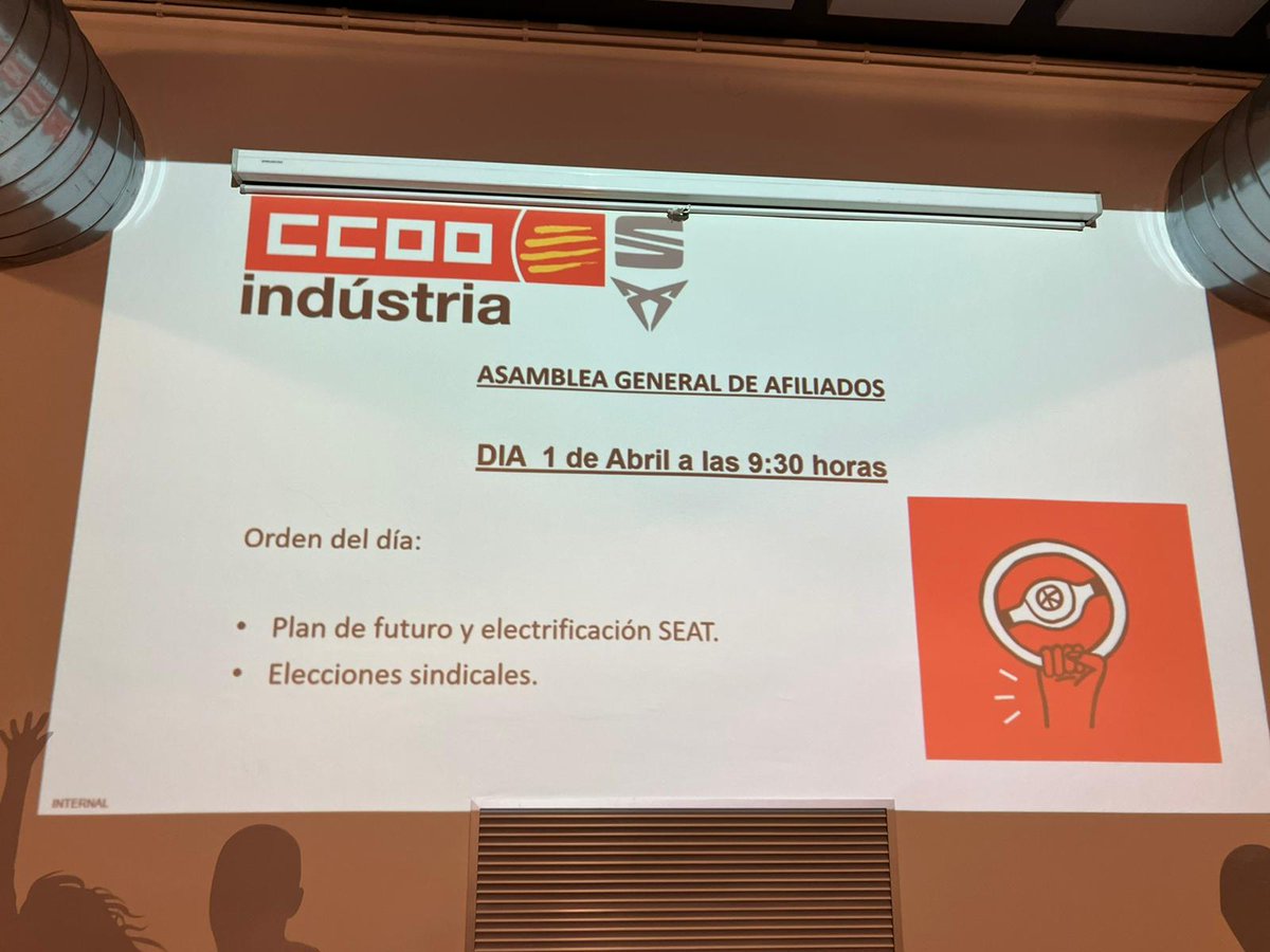 CCOOSeat's tweet image. Masiva afluencia a la
Asamblea!!!