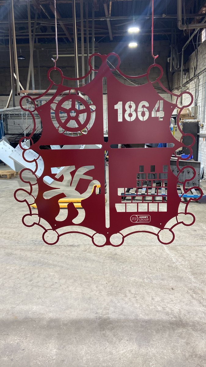 Sutton_StH_CC's tweet photo. We are absolutely made up with phase one of our exterior steel artwork which was erected yesterday. 

Massive thanks to @TheAbbeyGroup for providing such a fantastic service. It looks absolutely superb.

#COYS https://t.co/rKTmLhsIsB