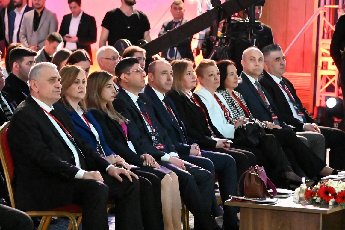 Türk Metal Sendikası 17. Olağan Genel Kurulu, Ankara’da toplandı.

Haberin detayı için; bit.ly/17GenelKurul