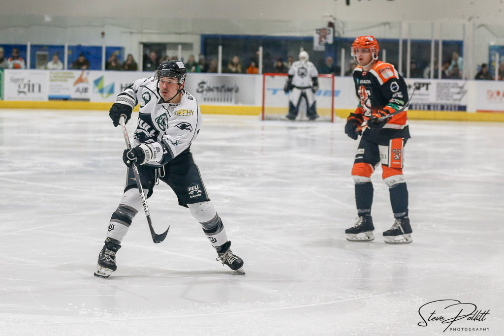 hullseahawks's tweet photo. 🚨𝗙𝗜𝗡𝗔𝗟 𝗛𝗢𝗠𝗘 𝗚𝗔𝗠𝗘 𝗗𝗔𝗬 🦅

For the final time this season the lads will take to home ice as they look to end the season on winning terms against Telford Tigers 🙌🏼
 
🆚 Telford 🐅
⏰ 17:30
📍 Hull Ice Arena
🎟 Buy from reception!
🎥 https://t.co/XSyCYx39hK https://t.co/Lnh3wxIs3g