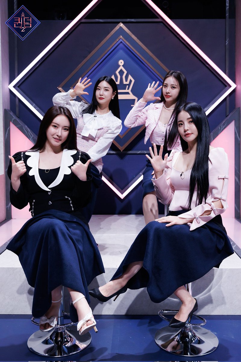 bbgirls_id's tweet photo. 1 year ago 👑

#BraveGirls #브레이브걸스 https://t.co/xrBnjUd8Eh