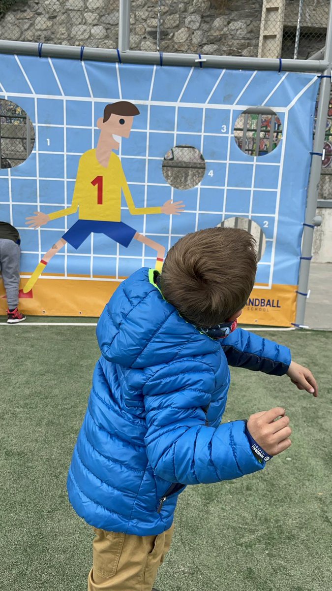 La xocolatada solidària recapta 1252,50 euros contra el càncer infantil ow.ly/zFS350NxNGg