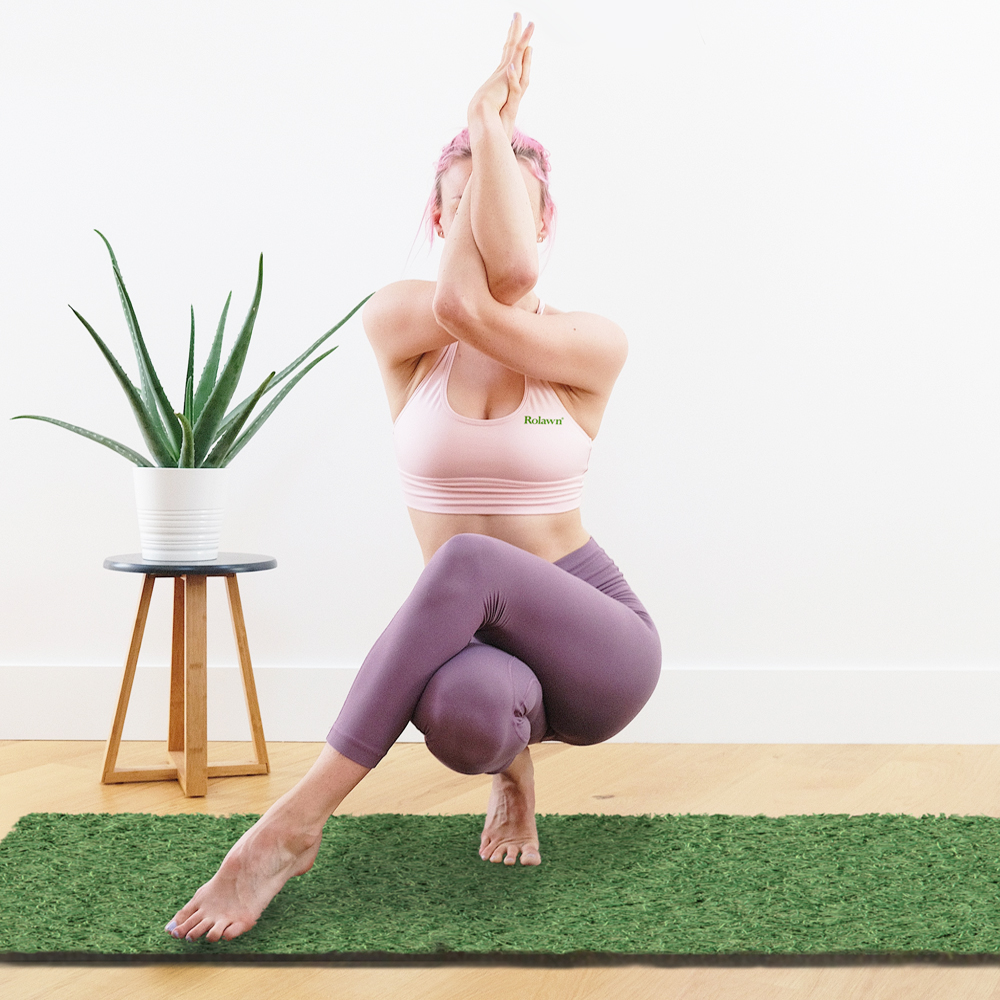 rolawn's tweet photo. Our Medallion® Turf is now available in 6 feet by 2 feet #yoga mat rolls, for a ‘more natural’ yoga experience. 

Rolawn Medallion® Turf #toga mats incorporate #natural sensations into your yoga sessions, helping to deepen your mind-body connection. 
https://t.co/nMfTqAfrMp https://t.co/QA9jKs7a7U