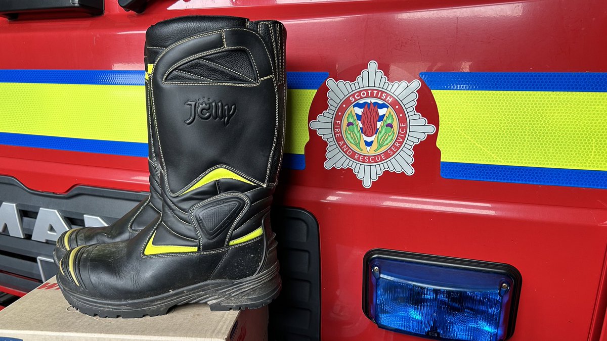 foyersfirie's tweet photo. Like many fire stations across the highlands, Cannich, Foyers &amp; Fort Augustus are all recruiting, could you be that person to fill these boots and help protect your community, apply at @fire_scot web site. https://t.co/k1RaU7iR8h
