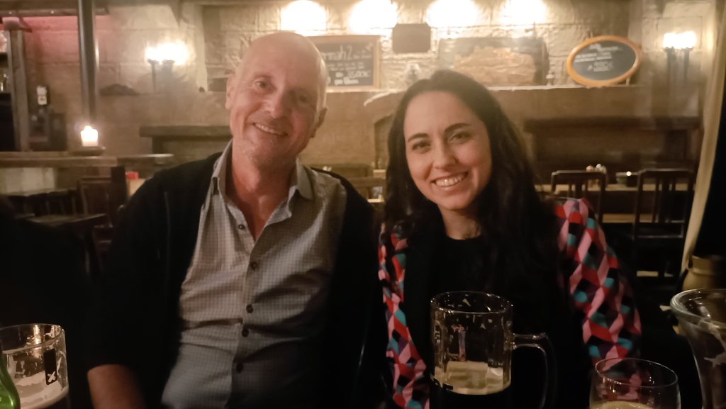 patriciabondia's tweet image. Having beers with the great @drewberryIV after #vizbi 🍻 Excited like a teenager meeting her favourite rockstar! ✨
#scientificvisualization #SciArt #SciComm