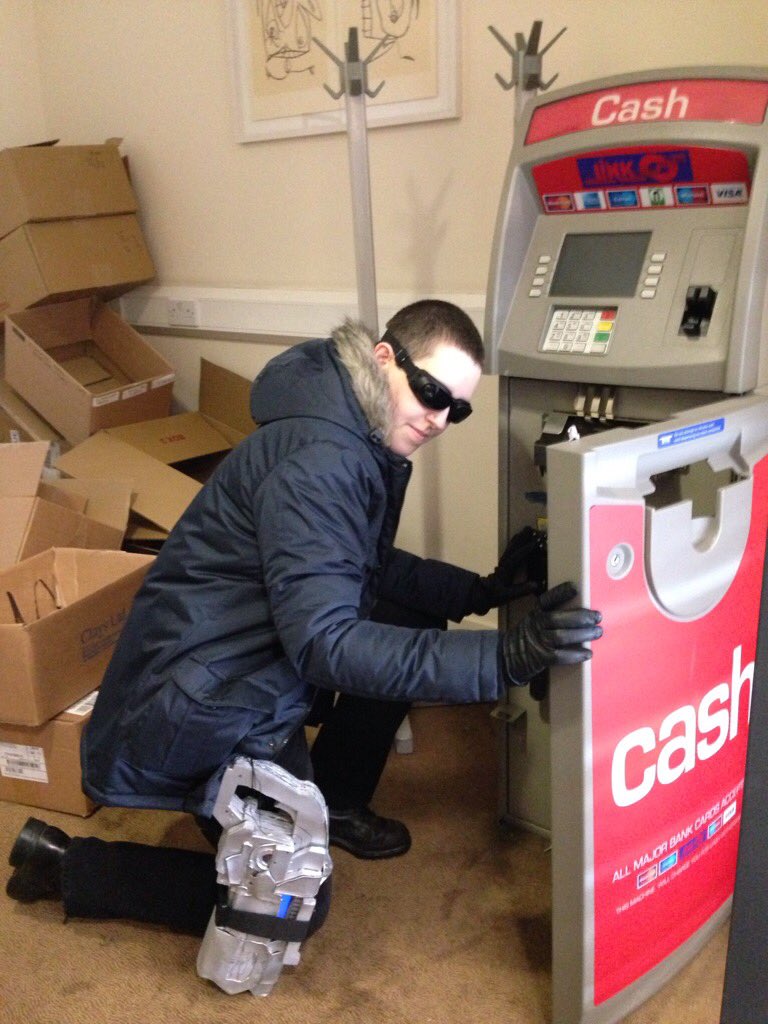 leafwrites's tweet image. The heist is on. Without downloading new pictures, post your role in the crew:

Make the plan, execute the plan, expect the plan to go off the rails... throw away the plan