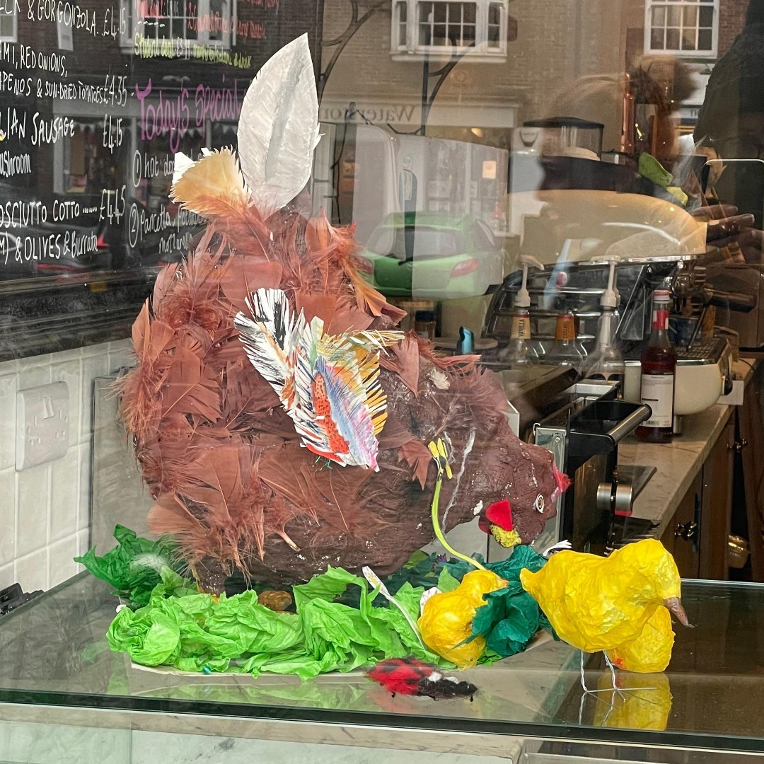 YarmSchool's tweet photo. We’ve got wonderful Easter-themed artwork in the High Street shop windows!
At Finzi you can see our spring chickens. Pupils used feathers to collage wire and Modroc chicken sculptures, and worked with Year 2s to create papier maché chicks.

#prepart #yarmhighstreet #community https://t.co/qfO7lutw1H