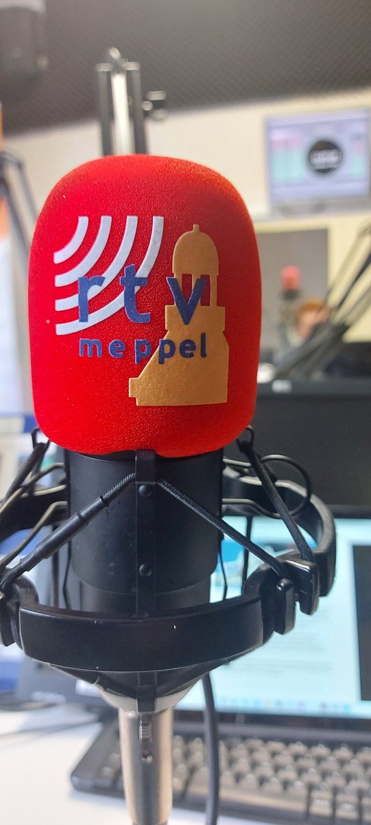 janetvanveen's tweet photo. We zijn er weer klaar voor #Jennie en ik! Van 11 tot 1 #KijkopMeppel en #Sportlokaal! https://t.co/AMj0tKEJFZ