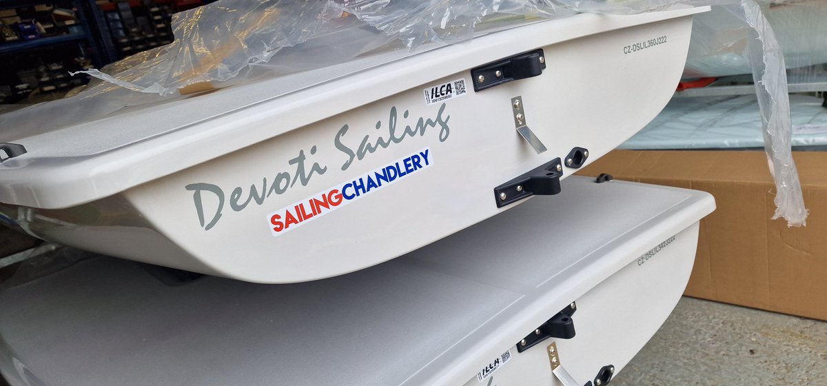JackGrahamTroll's tweet photo. Happy ‘NEW BOAT’ day. Good to catch up with @SailChandlery #devotisailing this morning. Boat safety loaded for the journey home. Many thanks 🙏 Now preparing for the #ryayouthnationals at @WPNSA
@hammond_drysuit #hammondcrew
@GJWDirectUK @BrackleyLeisure @SMCPneumaticsUK https://t.co/gcWODXsDcx