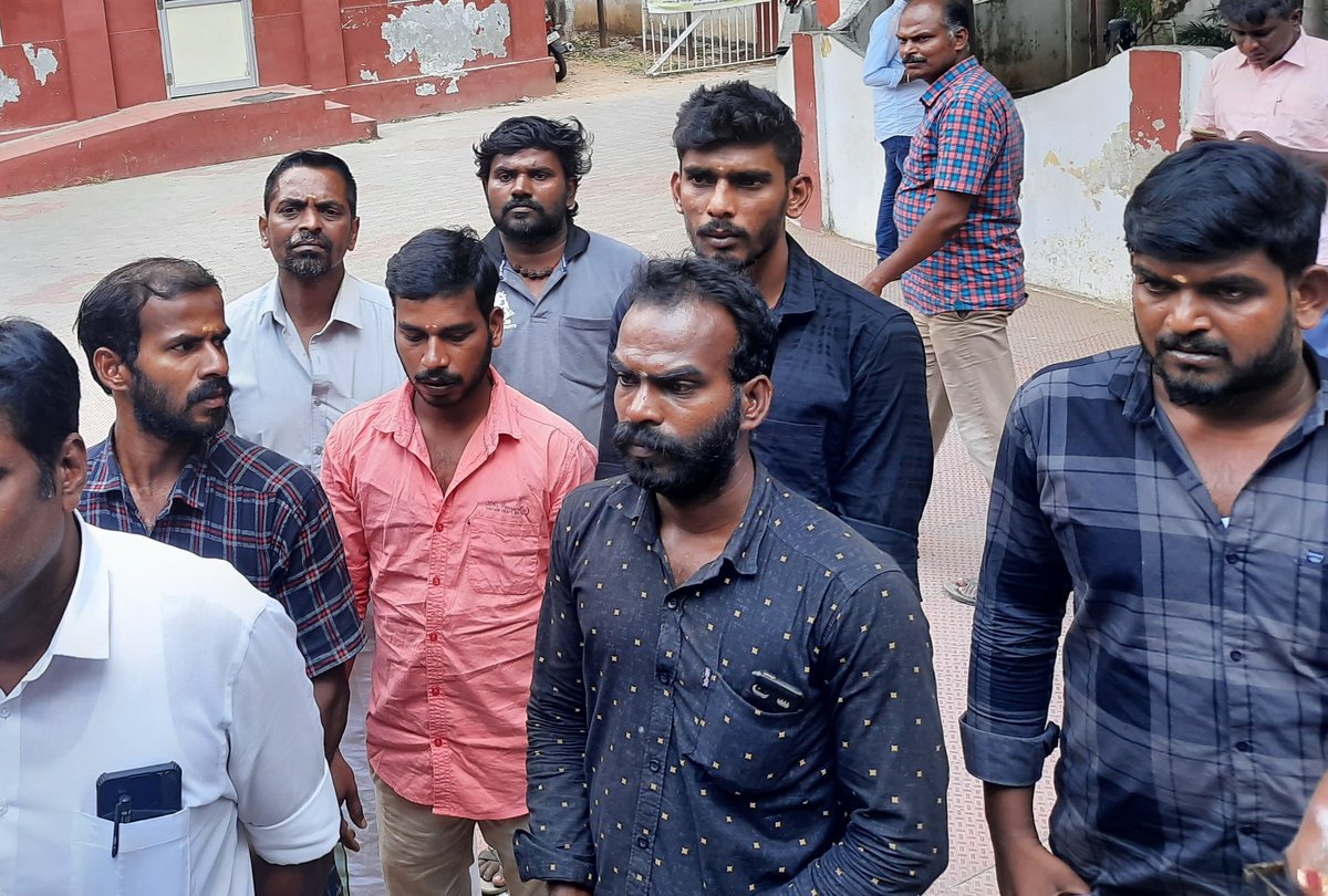 Six victims of alleged #CustodialTorture by suspended Ambasamudram ASP #BalveerSingh - Esakkimuthu, Chellappa, Marimuthu, Anthony, Vetha Narayanan and Subash- visited office of the Sub Divisional Magistrate-cum-Sub Collector, Cheranmahadevi to submit their statement