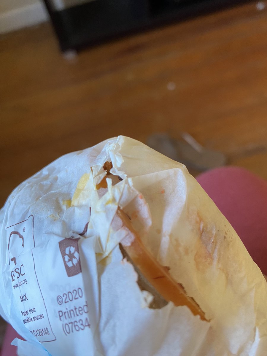 enarendse's tweet photo. @UberEats the order I got was just shocking the packaging was torn on the McMuffin the hash brown was not even warm https://t.co/RuRVj3mMJb