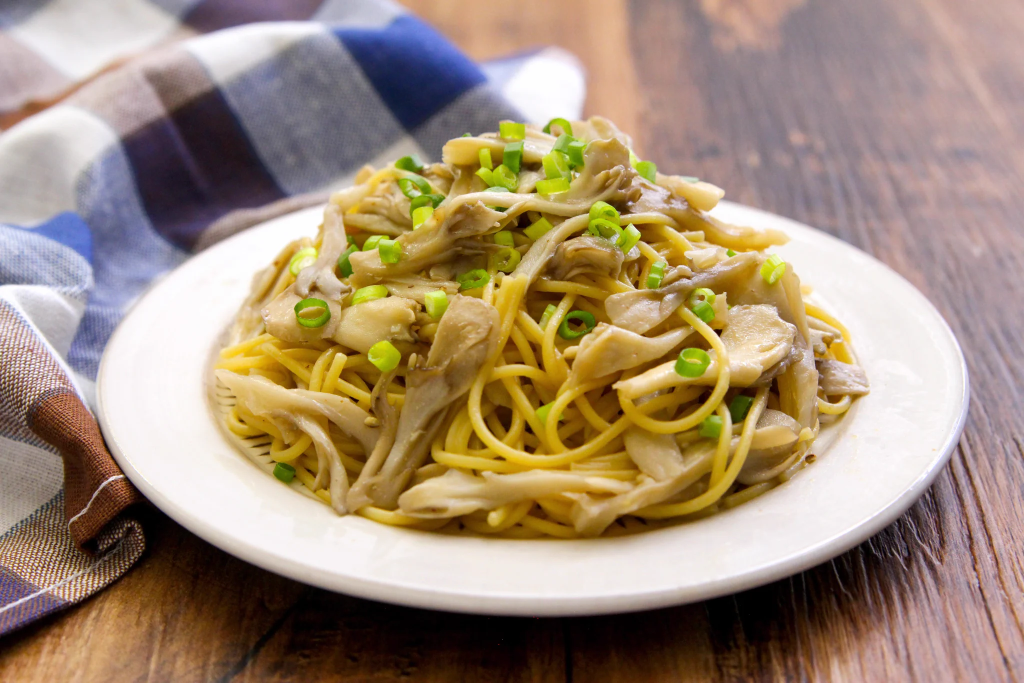 パスタ好きさん必見！舞茸などを使った、電子レンジで作れちゃうパスタレシピ！