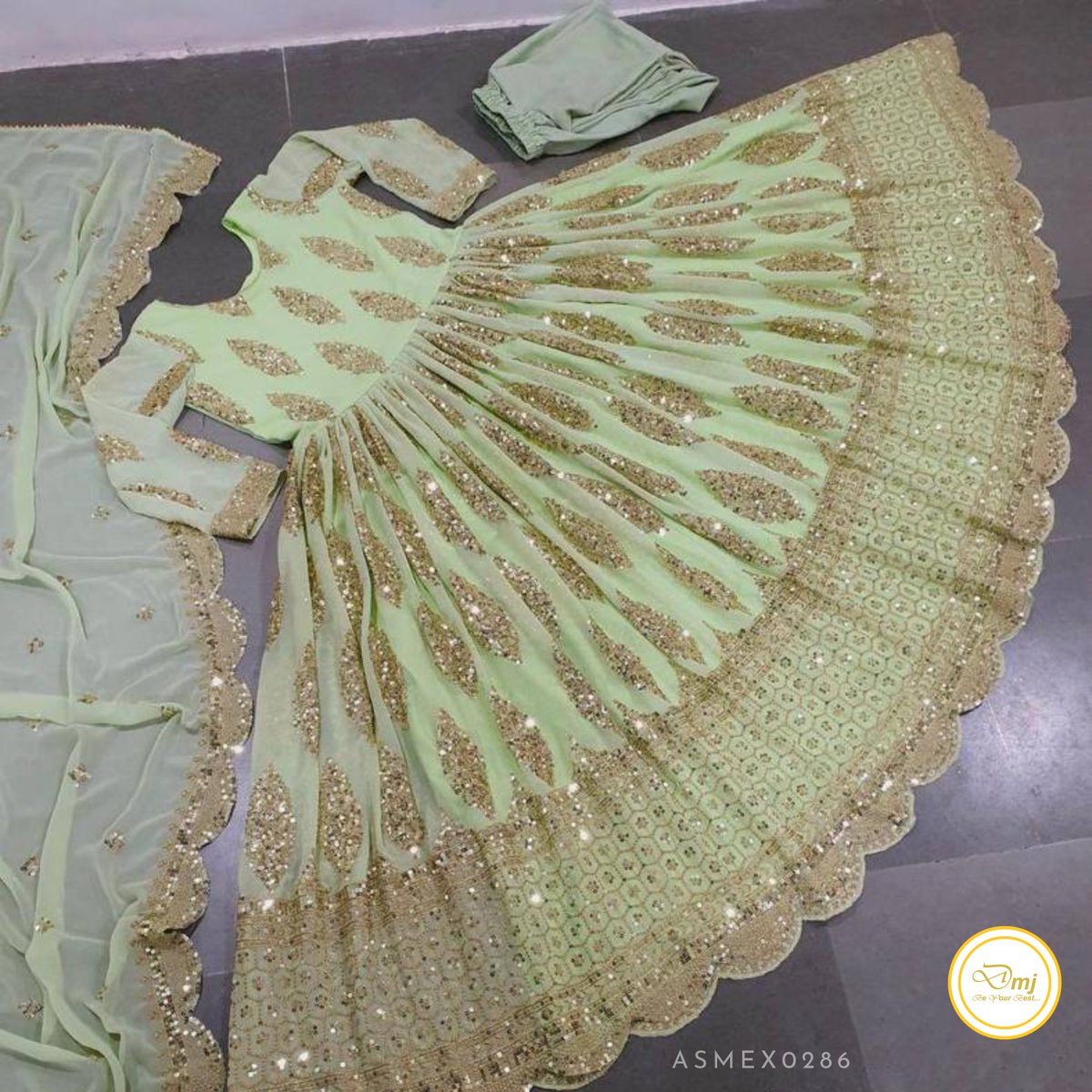 diwamhandicraft's tweet photo. 👗 Gown Inner: Micro Cotton
👗 Gown Size: Up To 42 Xl Free Size
.
Code: ASMEX0286
@diwamjewels
Website: https://t.co/1FBZHnIVWg
Whatsapp: +91-9664073873
.
#Dmj #ADOO #gown #gowns #gowndress #gowndesigner #gownweddingdress #gownwedding #gownph #gownstyle #gownglamour #gownparty https://t.co/18qNzKs1Tg