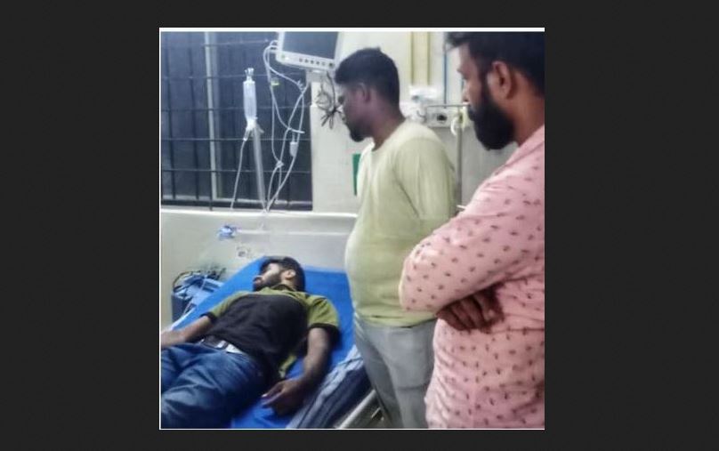 KudlaNamma's tweet photo. ಬಂಟ್ವಾಳ ಕೆಳಗಿನಪೇಟೆಯಲ್ಲಿ ಯುವಕನ ಮೇಲೆ ಹಲ್ಲೆ -ದೂರು ದಾಖಲು..!
https://t.co/59DWcPpiFe
#bantwal #dkpolice #nammakudla #youthattack https://t.co/xANvWTDEPt
