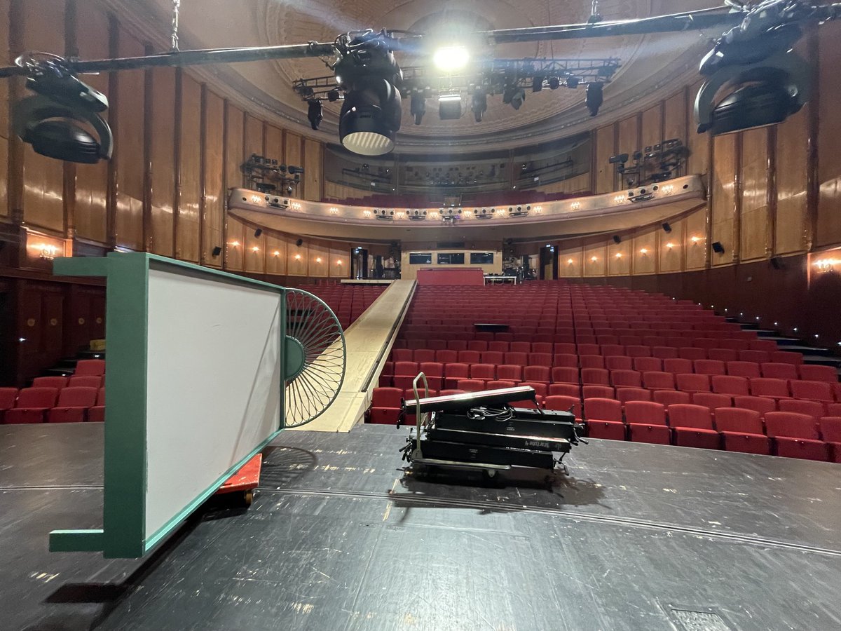 Fresh from ‘Dancing About’ last night at ⁦@HebbelAmUfer⁩ , we are now setting up for 2x ‘Is Anybody Home’ ⁦<a href="/Volksbuehne/">Volksbühne am Rosa-Luxemburg-Platz</a>⁩. Join us! Sat 01.04 and Sun 02.04