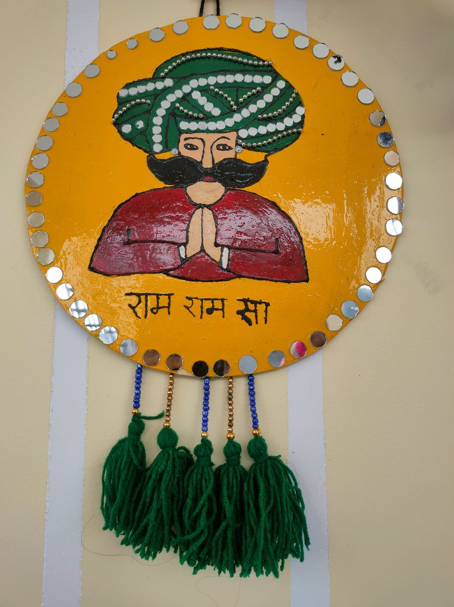 paliwal_bhavana's tweet photo. राम राम सा 
करियर महिला मंडल द्वारा आर्ट एंड क्राफ्ट प्रशिक्षण में महिलाओ द्वारा घर आँगन के लिए बनाये सुन्दर आर्ट 
#art #craft #deogarh #rajsamand #bhavanapaliwal #paliwal #ramramsa https://t.co/myuzFz1yt8