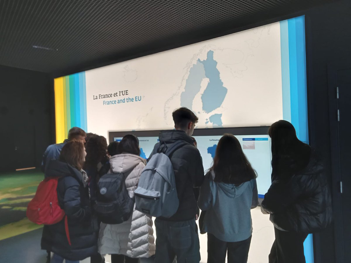 Dernière visite de la mobilité #Erasmus en France avec #EuropaExperience <a href="/Europarl_FR/">Parlement européen en France</a> <a href="/dsden76/">DSDEN76</a> <a href="/ac_normandie/">Académie de Normandie</a> <a href="/ac_normandie/">Académie de Normandie</a>