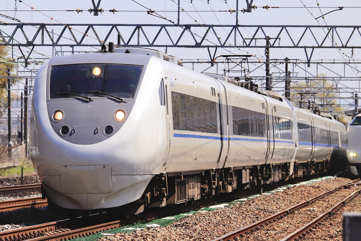 2023.4.1 4012M 特急 サンダーバード12号 / 大阪 近ｷﾄ 681系V12編成 +