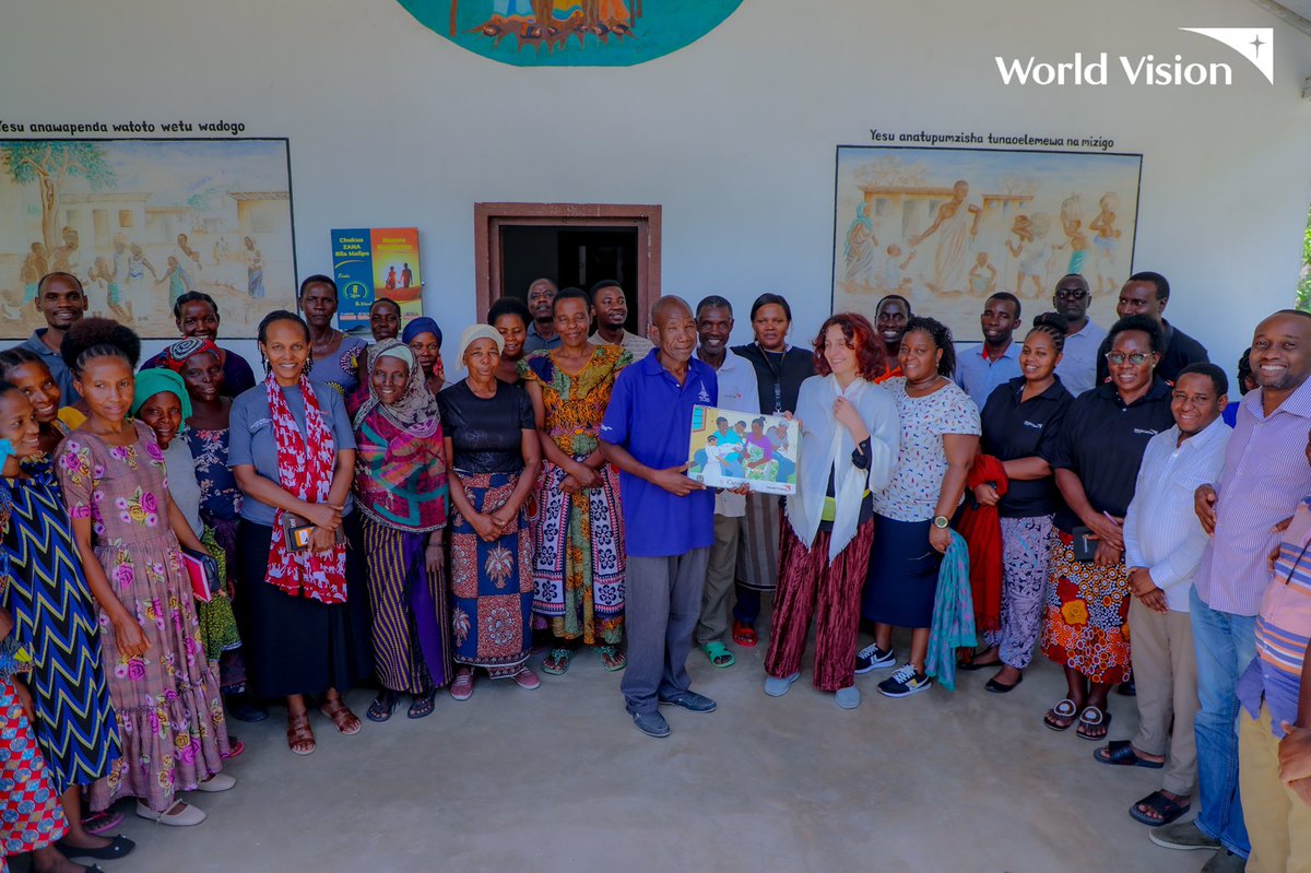 WV_tanzania's tweet photo. @WV_tanzania team from Lake Zone and Kigoma cluster met in Mwanza City recently, in a special workshop aimed at sharing experiences to improve the development of our programs #SpiritualNurture, #EmpoweredWorldView and #HealthandNutrition. https://t.co/NfA73IDFo0