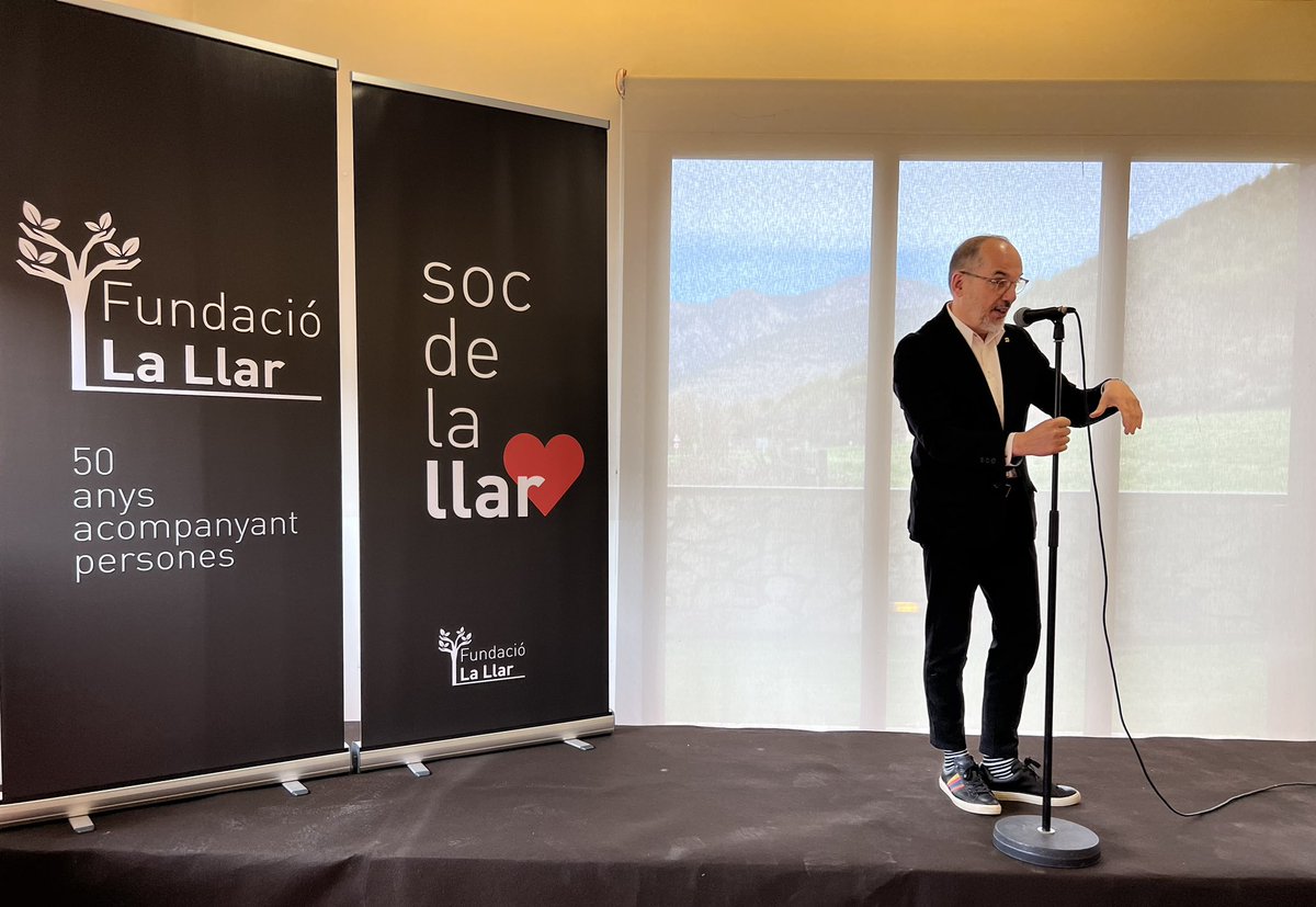 david_font's tweet photo. Avui el #Berguedà guanya l’espai per seguir acompanyant les persones amb discapacitat. La nova llar-residència “El Blat” de la @fundaciolallar obre portes després d’una forta inversió econòmica privada, moltes col·laboracions i les places concertades de @dsocialscat. Enhorabona! https://t.co/tsqKpzr2Kn