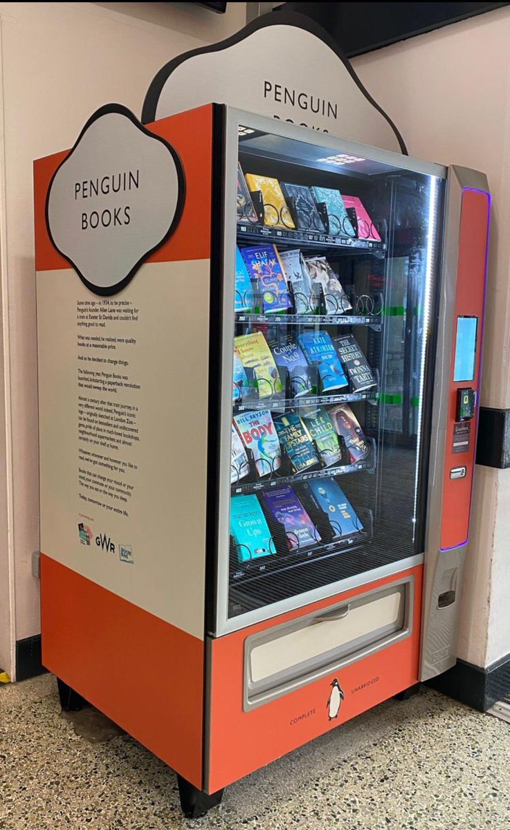 merkul's tweet photo. Çok güzel değil mi?
Penguin’in İngiltere’deki kitap otomatı.
Bizde de olsa kullanmak ister miydiniz? https://t.co/zQqsH7tU7V