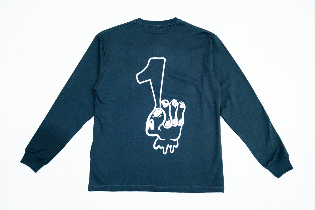 Alwon_official's tweet photo. BlackLongSleeveTshirt
¥9,900 (¥9,000 +tax)
ちょうど良い季節になりましたー!
長袖Tシャツ登場✨️
背中に、新たな「指ロゴ」をプリントした、主役級ロンTです!
https://t.co/I8yZTZUKMn
#organiccotton #tshirts #Alwon #黒tシャツ #アパレル #ロンT
#ワンマイルウェア #fashion https://t.co/P5dwjAerr8