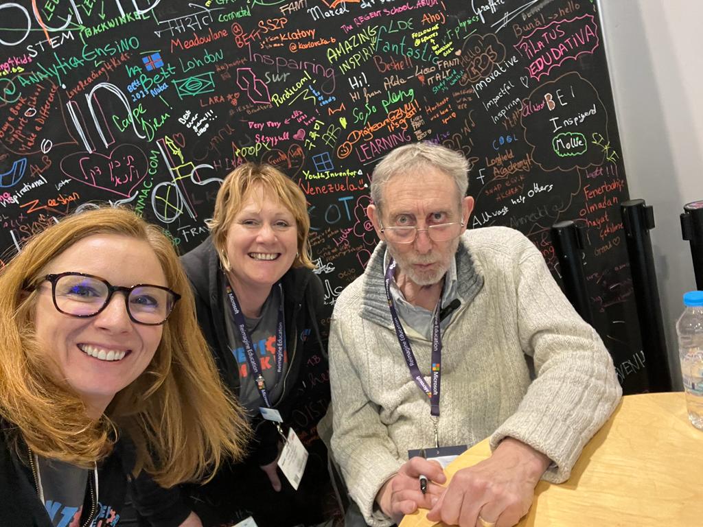 We were lucky enough to meet the amazing @MichaelRosenYes yesterday at BETT. I think I can safely say he's an inventing hero, a crafter of words. #inventoroftheweek #school #Bett2023