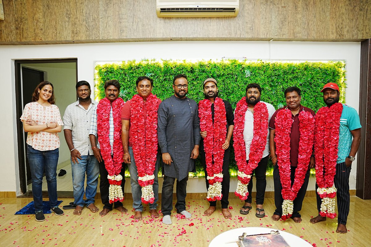 StudioGreen2's tweet photo. Distributor @SakthiFilmFctry @sakthivelan_b Celebrating the Blockbuster Success of #PathuThala with #Atman @SilambarasanTR_ Producer @kegvraja Director @nameis_krishna and entire team.

#PathuThalaBlockbuster

@PenMovies @Gautham_Karthik @arrahman @NehaGnanavel @Dhananjayang https://t.co/tlG52NZtnG